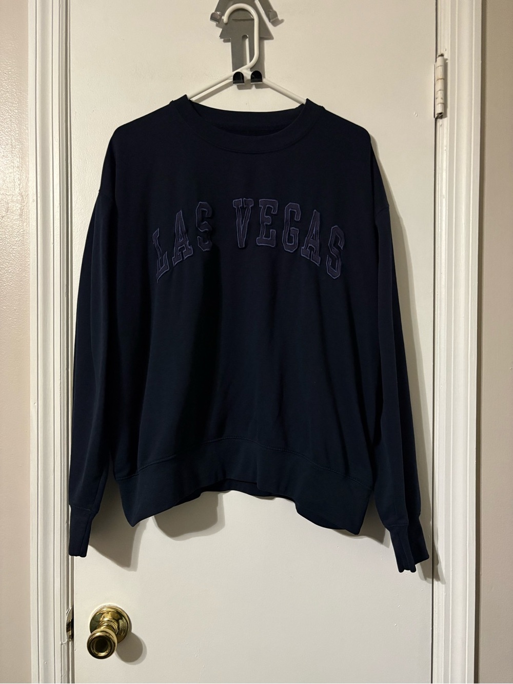 NY popular Las Vegas blue crewneck sweatshirt large